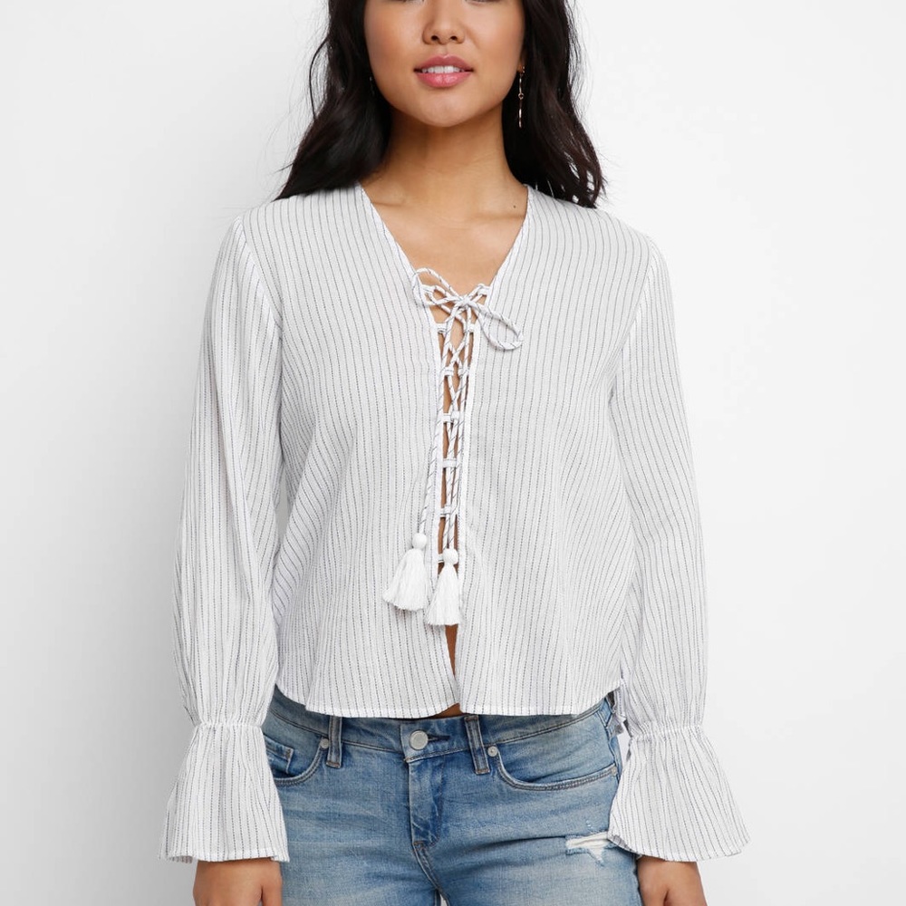 South Moon Under En Creme Shirt (S) NWT